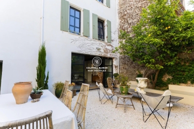 Maison &agrave; vendre &agrave; CLAIRA  - 7 pi&egrave;ces - 341 m&sup2; 