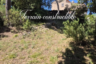 terrain &agrave; vendre &agrave; SIX-FOURS-LES-PLAGES  - 10 pi&egrave;ces - 243 m&sup2; 