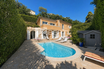 Maison &agrave; vendre &agrave; MANDELIEU-LA-NAPOULE  - 5 pi&egrave;ces - 145 m&sup2; 