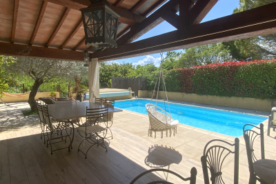Maison &agrave; vendre &agrave; UZÈS  - 6 pi&egrave;ces - 210 m&sup2; 