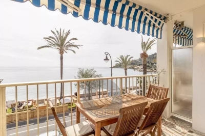 Appartement &agrave; vendre &agrave; ROQUEBRUNE-CAP-MARTIN  - 3 pi&egrave;ces - 47 m&sup2; 