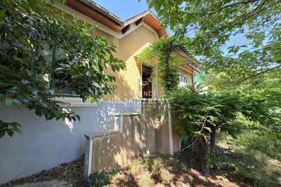 Maison &agrave; vendre &agrave; immobilier EYRAGUES  - 6 pi&egrave;ces - 140 m&sup2; 