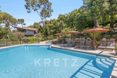 Maison &agrave; vendre &agrave; MOUGINS  - 7 pi&egrave;ces - 245 m&sup2; 