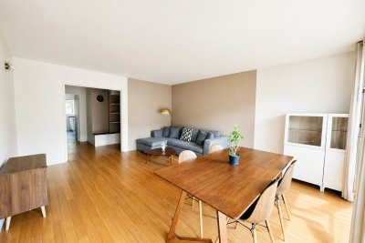 Appartement &agrave; louer &agrave; VERSAILLES  - 3 pi&egrave;ces - 77 m&sup2; 
