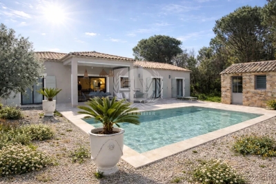 Maison &agrave; vendre &agrave; LE PLAN-DE-LA-TOUR  - 4 pi&egrave;ces - 130 m&sup2; 
