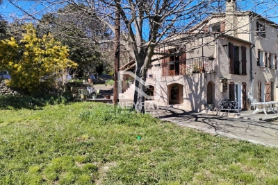 Maison &agrave; vendre &agrave; FAYENCE  - 5 pi&egrave;ces - 150 m&sup2; 
