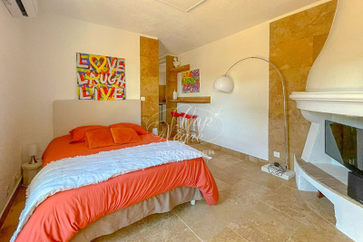 Appartement &agrave; vendre &agrave; ST-TROPEZ  - 1 pi&egrave;ces - 25 m&sup2; 