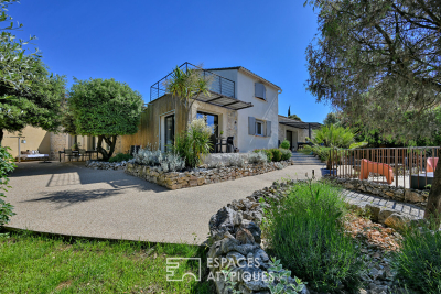Maison &agrave; vendre &agrave; UZÈS  - 8 pi&egrave;ces - 210 m&sup2; 