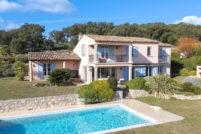 Maison &agrave; vendre &agrave; GRIMAUD  - 7 pi&egrave;ces - 300 m&sup2; 