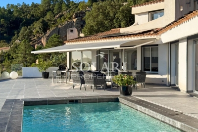 Maison &agrave; vendre &agrave; MANDELIEU-LA-NAPOULE  - 6 pi&egrave;ces - 245 m&sup2; 