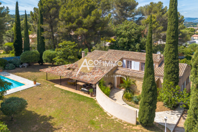 Maison &agrave; vendre &agrave; LA SEYNE-SUR-MER  - 7 pi&egrave;ces - 257 m&sup2; 