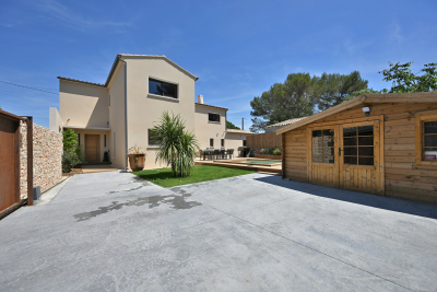Maison &agrave; vendre &agrave; NÎMES  - 6 pi&egrave;ces - 172 m&sup2; 
