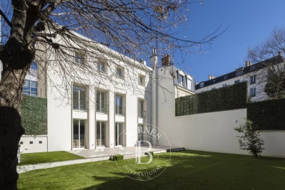 Maison &agrave; vendre &agrave; NEUILLY SUR SEINE Pince_Vins - 9 pi&egrave;ces - 386 m&sup2; 