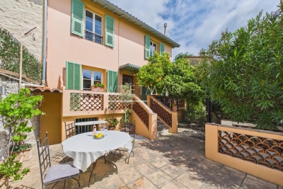 Appartement &agrave; vendre &agrave; TOURRETTES-SUR-LOUP  - 3 pi&egrave;ces - 139 m&sup2; 