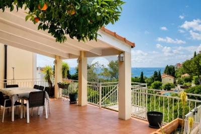Appartement &agrave; vendre &agrave; ROQUEBRUNE-CAP-MARTIN  - 4 pi&egrave;ces - 110 m&sup2; 