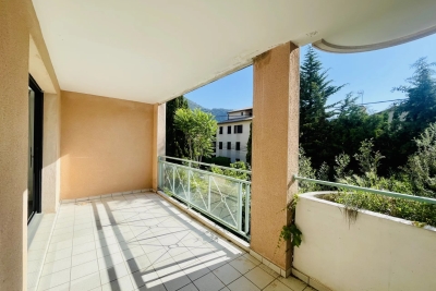 Appartement &agrave; vendre &agrave; immobilier NYONS  - 2 pi&egrave;ces - 50 m&sup2; 