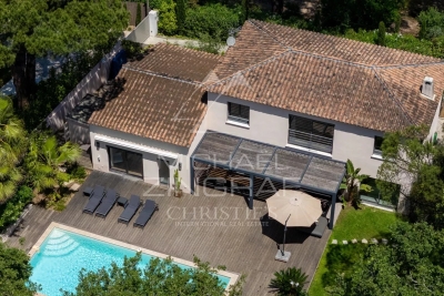Maison &agrave; vendre &agrave; GASSIN  - 6 pi&egrave;ces - 200 m&sup2; 