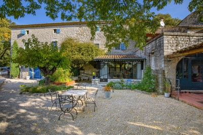 Maison &agrave; vendre &agrave; immobilier BEAULIEU  - 8 pi&egrave;ces - 238 m&sup2; 