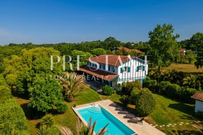 Maison &agrave; vendre &agrave; ARCANGUES  - 7 pi&egrave;ces - 270 m&sup2; 