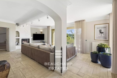 Villa in Valbonne for rental from 13 500 € / week, Photo 11