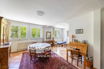 Appartement &agrave; vendre &agrave; AIX-EN-PROVENCE  - 3 pi&egrave;ces - 65 m&sup2; 
