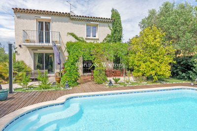 Maison &agrave; vendre &agrave; ST-RAPHAËL  - 6 pi&egrave;ces - 134 m&sup2; 