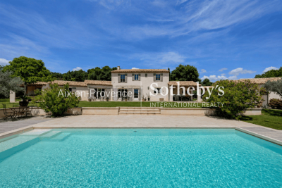 Maison &agrave; vendre &agrave; AIX-EN-PROVENCE  - 8 pi&egrave;ces - 230 m&sup2; 