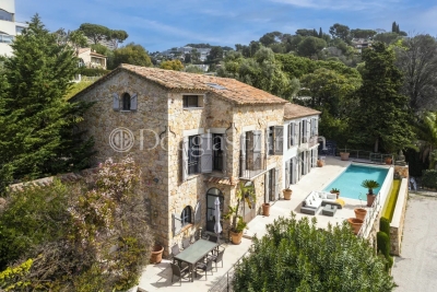 Maison &agrave; vendre &agrave; CANNES  - 9 pi&egrave;ces - 3475 m&sup2; 
