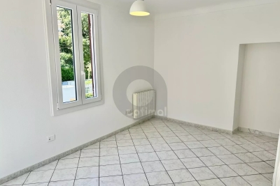 Appartement &agrave; louer &agrave; ROQUEBRUNE-CAP-MARTIN  - 1 pi&egrave;ces - 23 m&sup2; 
