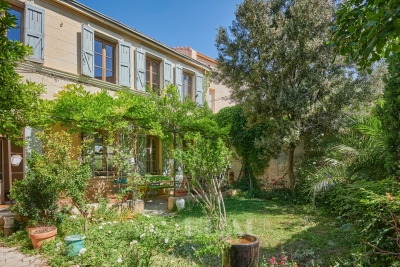 Maison &agrave; vendre &agrave; MARSEILLE 7EME  - 5 pi&egrave;ces - 225 m&sup2; 