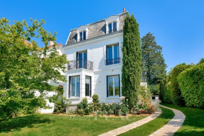 Maison &agrave; vendre &agrave; ST CLOUD Pince_Vins - 10 pi&egrave;ces - 332 m&sup2; 
