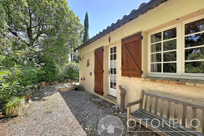 Maison &agrave; vendre &agrave; ROQUEBRUNE-SUR-ARGENS  - 2 pi&egrave;ces - 38 m&sup2; 