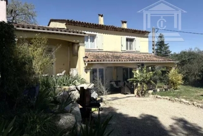 Maison &agrave; vendre &agrave; CALLIAN  - 5 pi&egrave;ces - 169 m&sup2; 