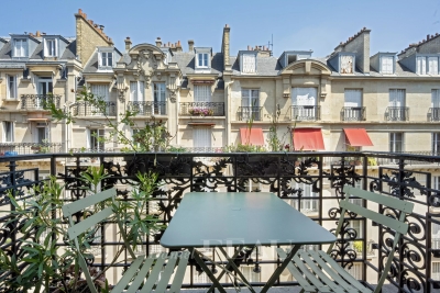 Appartement &agrave; vendre &agrave; PARIS 7EME  - 5 pi&egrave;ces - 107 m&sup2; 