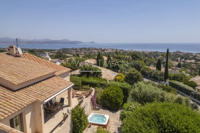Maison &agrave; vendre &agrave; ST-AYGULF  - 5 pi&egrave;ces - 130 m&sup2; 