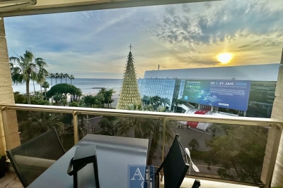 Appartement &agrave; louer &agrave; CANNES  - 4 pi&egrave;ces - 110 m&sup2; 