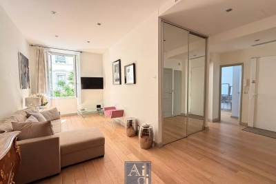 Appartement &agrave; vendre &agrave; CANNES  - 3 pi&egrave;ces - 61 m&sup2; 