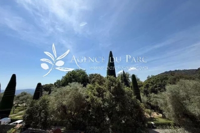 Maison &agrave; vendre &agrave; GRASSE  - 4 pi&egrave;ces - 127 m&sup2; 