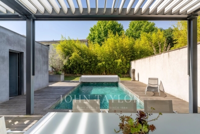 Maison &agrave; vendre &agrave; BORDEAUX  - 8 pi&egrave;ces - 270 m&sup2; 
