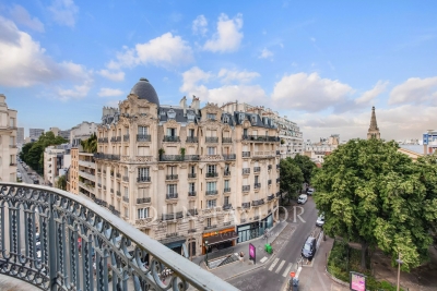 Appartement &agrave; vendre &agrave; PARIS 15EME  - 6 pi&egrave;ces - 181 m&sup2; 