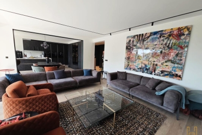 Appartement &agrave; vendre &agrave; LE CHESNAY-ROCQUENCOURT  - 5 pi&egrave;ces - 149 m&sup2; 