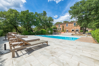 Maison &agrave; vendre &agrave; CALLAS  - 8 pi&egrave;ces - 300 m&sup2; 