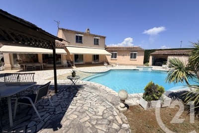 Maison &agrave; vendre &agrave; GRASSE  - 4 pi&egrave;ces - 139 m&sup2; 