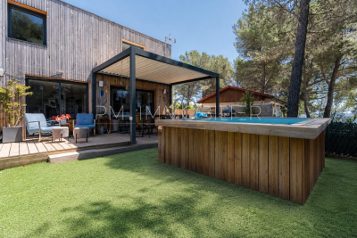 Maison &agrave; vendre &agrave; LE CASTELLET  - 5 pi&egrave;ces - 80 m&sup2; 