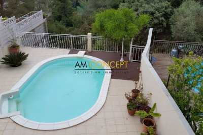 Maison &agrave; vendre &agrave; CARROS  - 6 pi&egrave;ces - 94 m&sup2; 