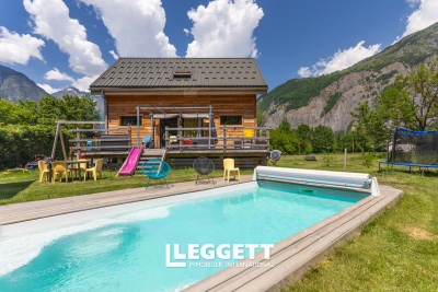 Maison &agrave; vendre &agrave; LE BOURG-D'OISANS  - 4 pi&egrave;ces - 152 m&sup2; 