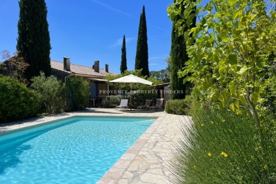 Maison &agrave; vendre &agrave; LORGUES  - 8 pi&egrave;ces - 150 m&sup2; 