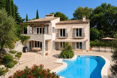 Maison &agrave; vendre &agrave; ST-PAUL-DE-VENCE  - 7 pi&egrave;ces - 235 m&sup2; 