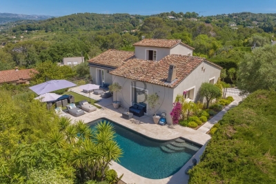 Maison &agrave; vendre &agrave; MOUGINS  - 7 pi&egrave;ces - 220 m&sup2; 