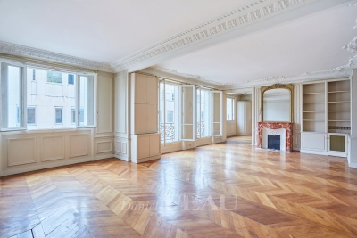 Appartement &agrave; louer &agrave; PARIS 5EME  - 5 pi&egrave;ces - 165 m&sup2; 